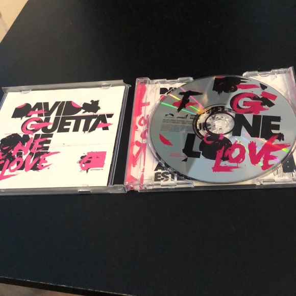 David Guetta One Love CD - Picture 2 of 4
